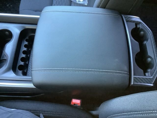 New 2026 RAM 1500 4x4 Crew Cab image 26