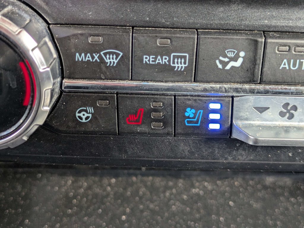 Used 2026 Ford F250 Lariat AWD/4WD image 23