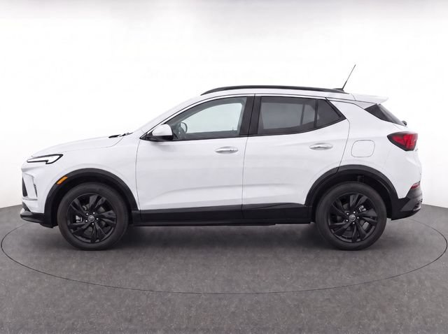 Used 2024 Buick Encore GX Sport Touring FWD image 4