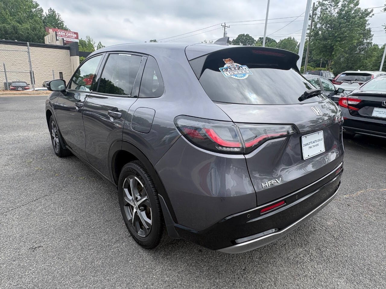 Used 2023 Honda HR-V EX-L image 4