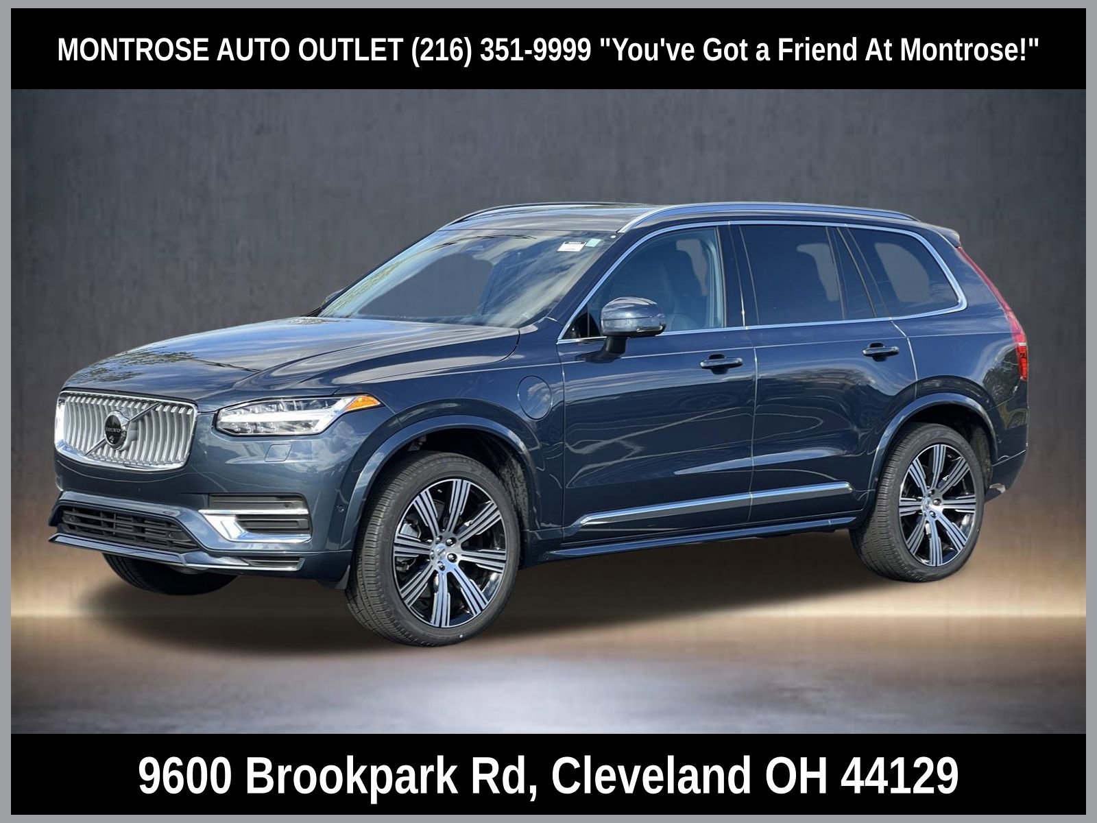 New 2025 Volvo XC90 T8 Plus w/ Protection Package Premier