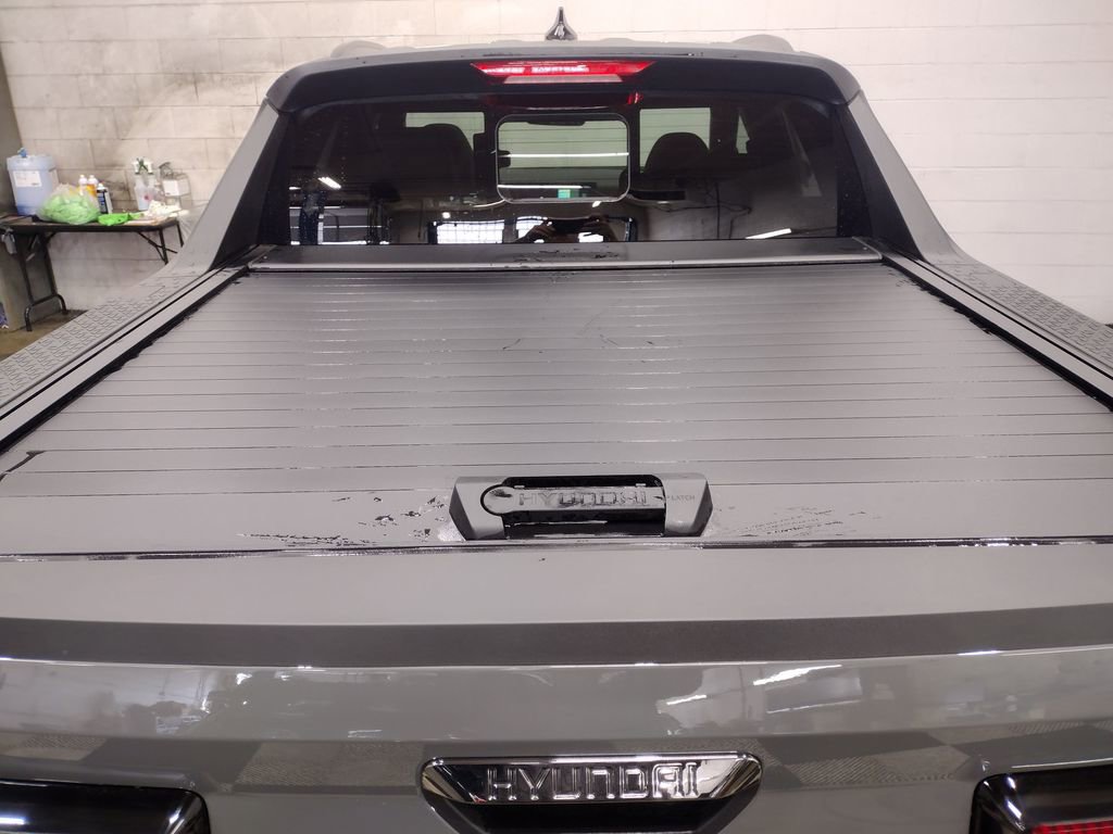 New 2025 Hyundai Santa Cruz Limited image 16