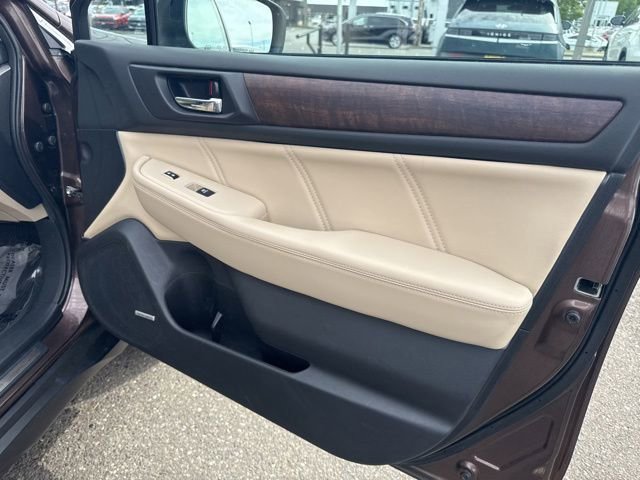 Used 2019 Subaru Outback 2.5i Limited AWD/4WD image 8