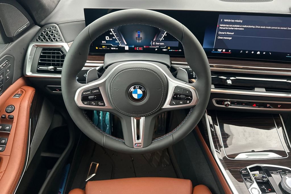 New 2026 BMW X7 M60i image 13