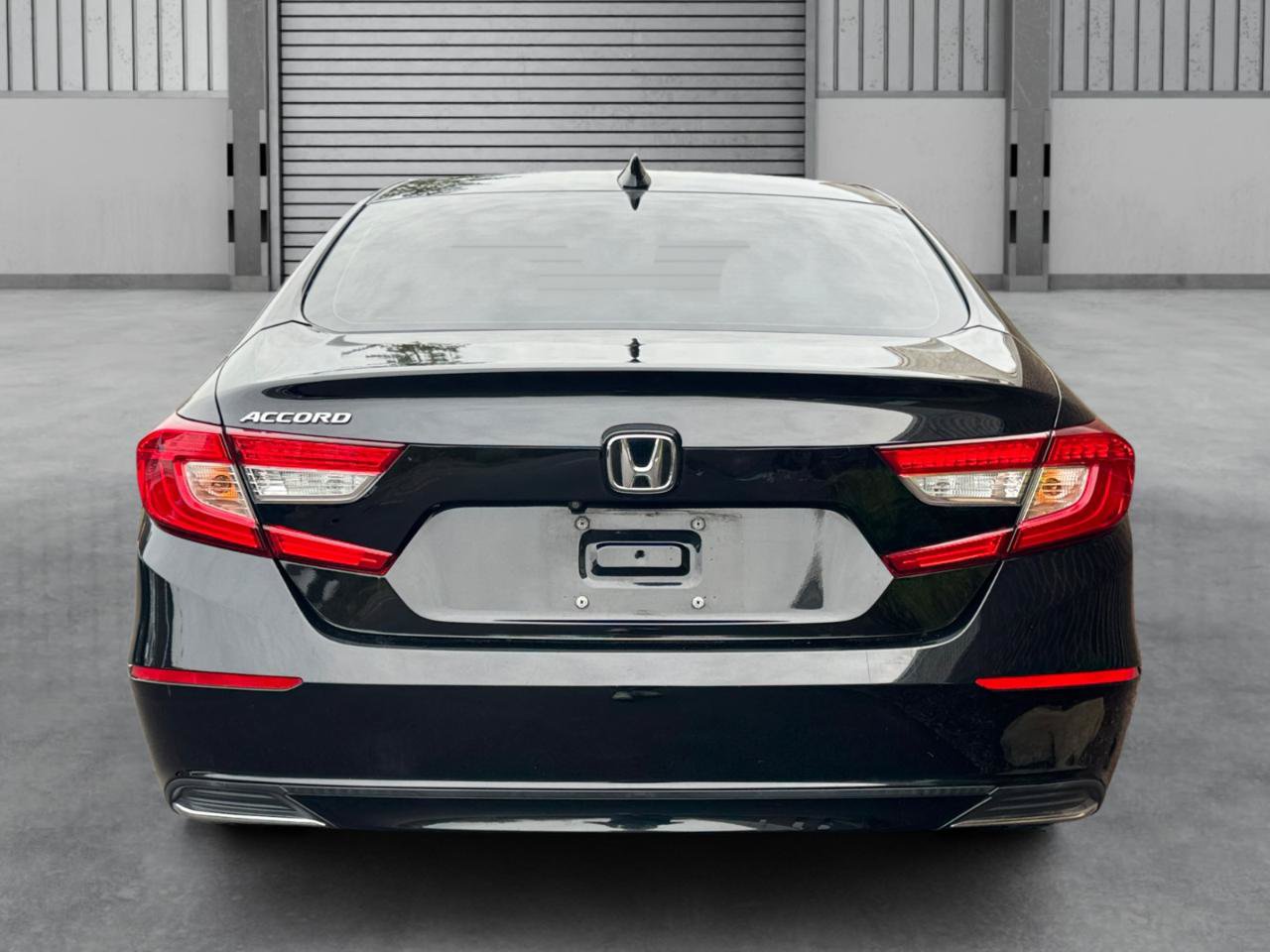 Used 2018 Honda Accord EX image 10