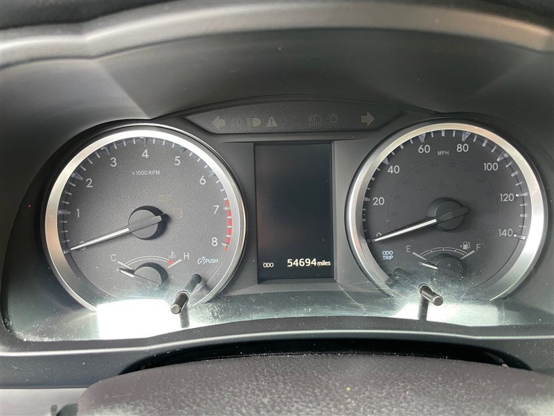 Used 2017 Toyota Highlander LE image 11