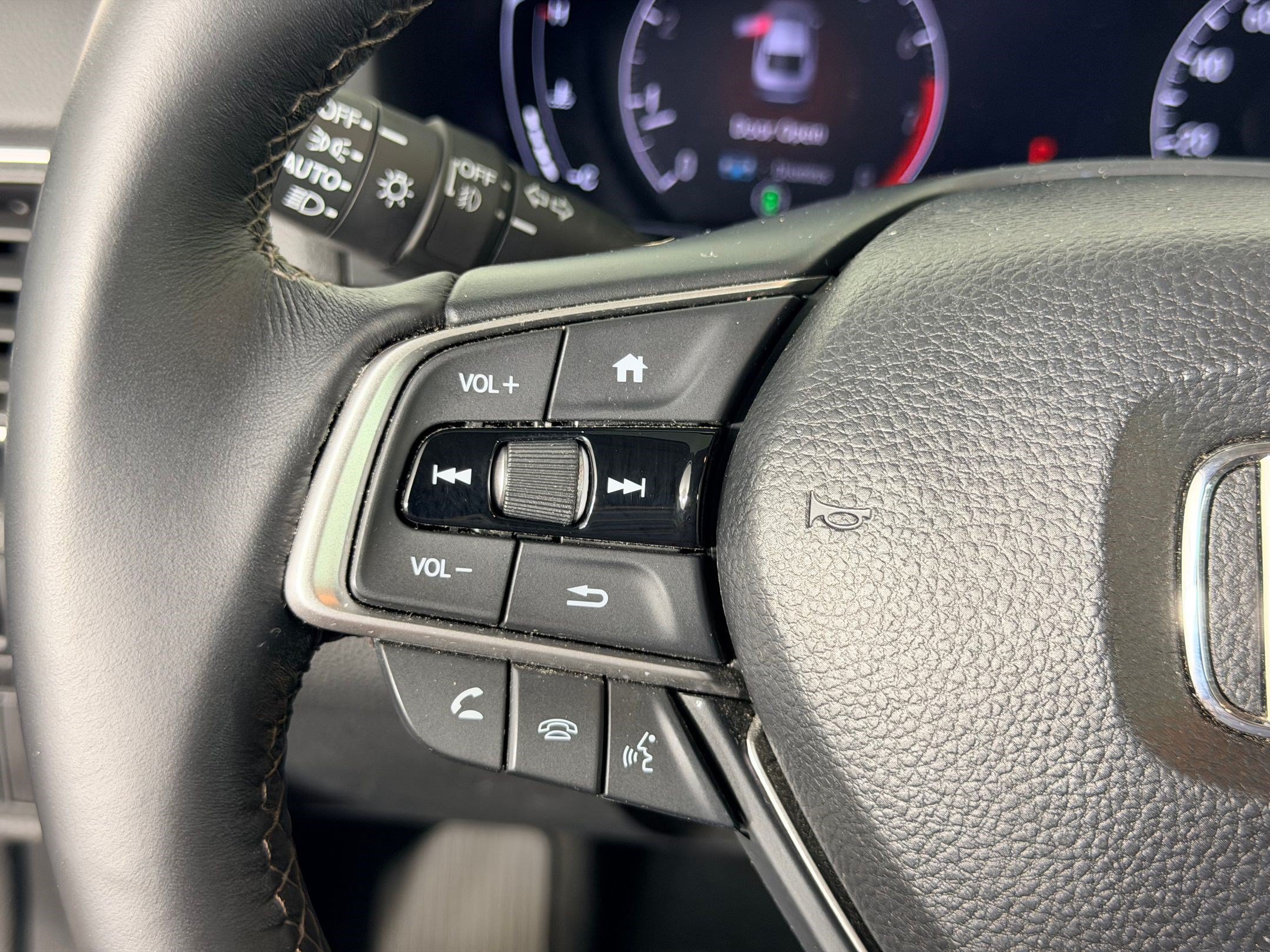 Used 2018 Honda Accord EX-L image 13