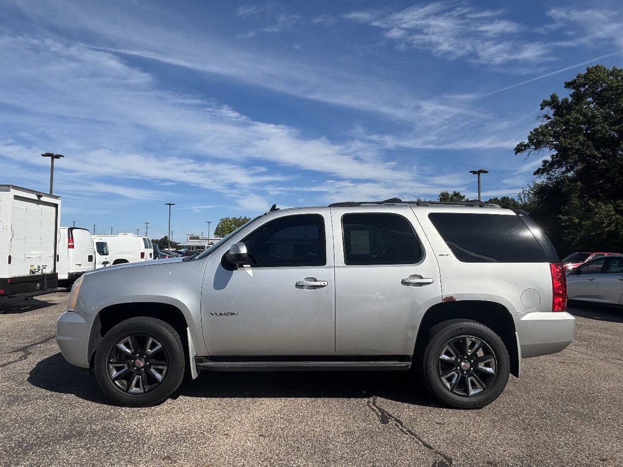 Used 2011 GMC Yukon SLT