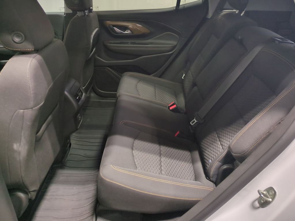 Used 2020 GMC Terrain SLE w/ Driver Convenience Package image 24