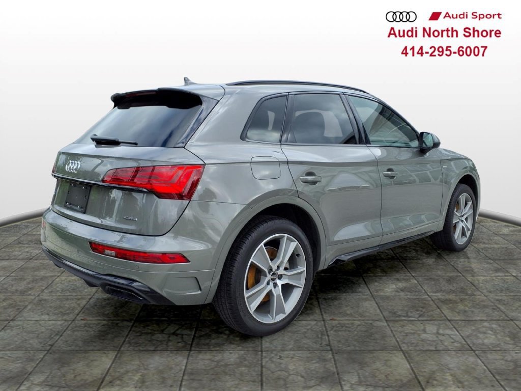 Used 2025 Audi Q5 2.0T Premium w/ Convenience Plus Package AWD/4WD image 2