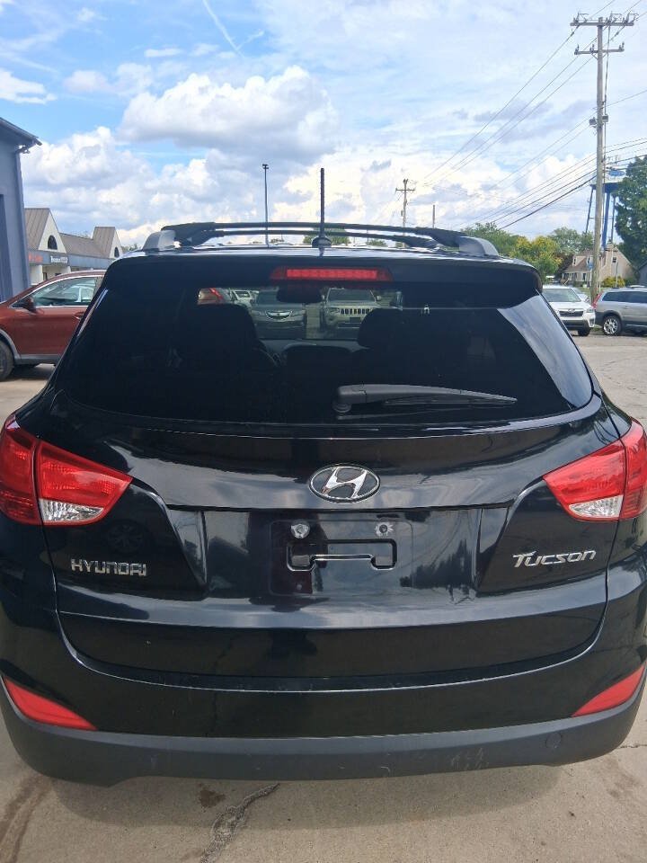 Used 2012 Hyundai Tucson GLS FWD image 8