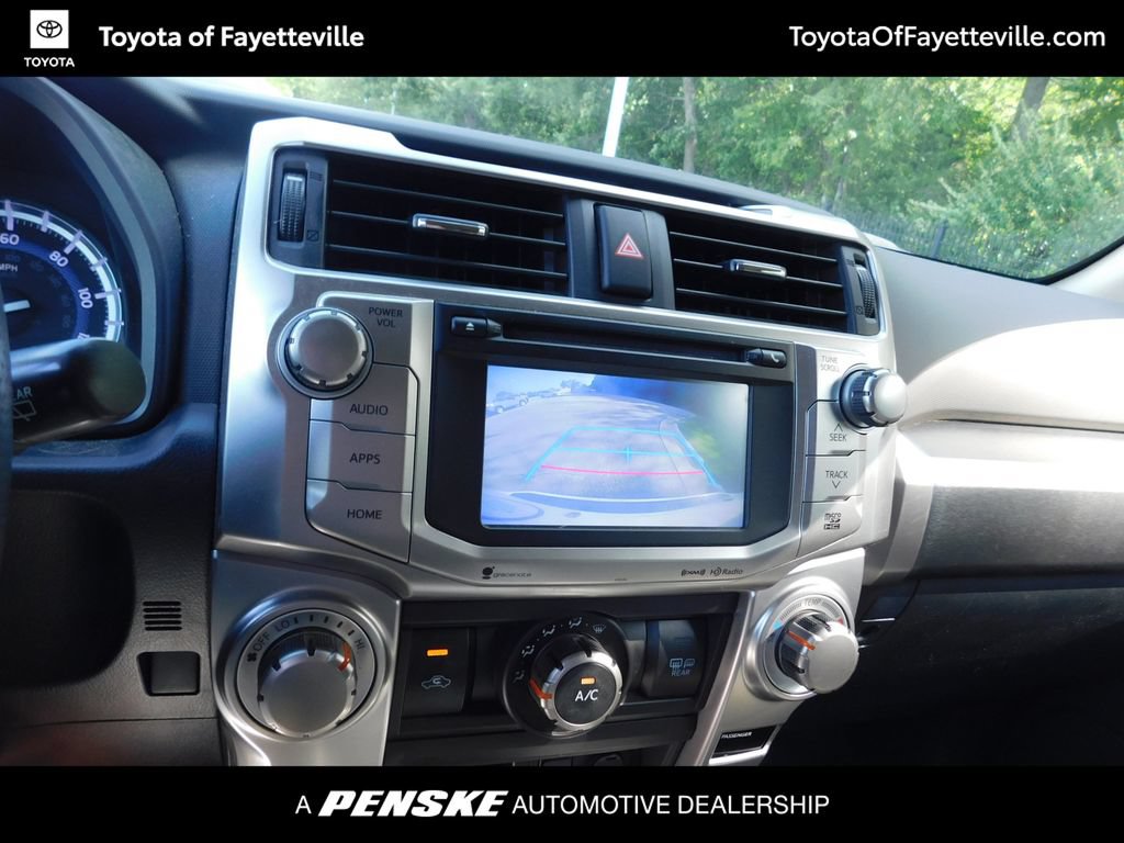 Used 2016 Toyota 4Runner SR5 AWD/4WD image 7