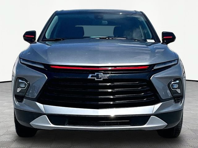 Used 2023 Chevrolet Blazer LT w/ Driver Confidence Package AWD/4WD image 2