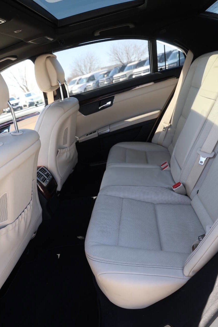 Used 2013 Mercedes-Benz S 550 image 17