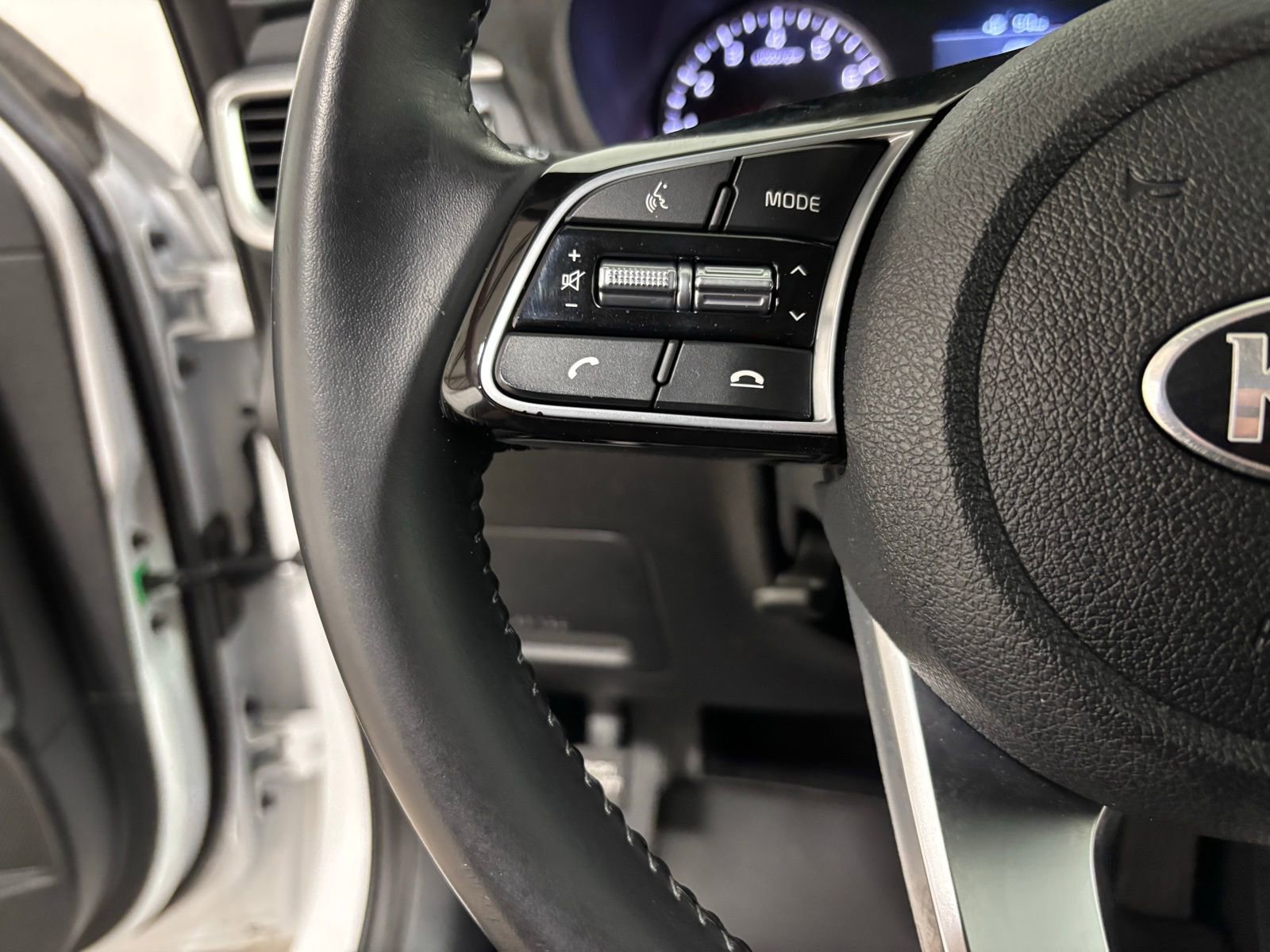 Used 2019 Kia Optima LX w/ LX Premium Package image 21