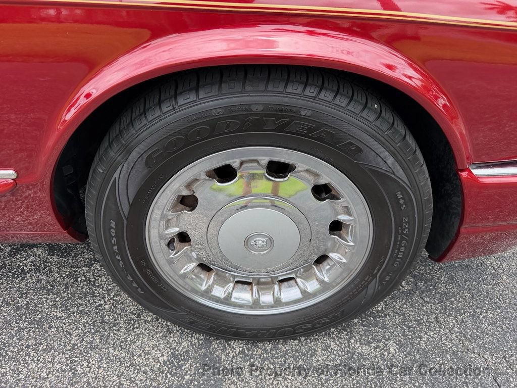 Used 1999 Jaguar XJ8 L RWD image 86