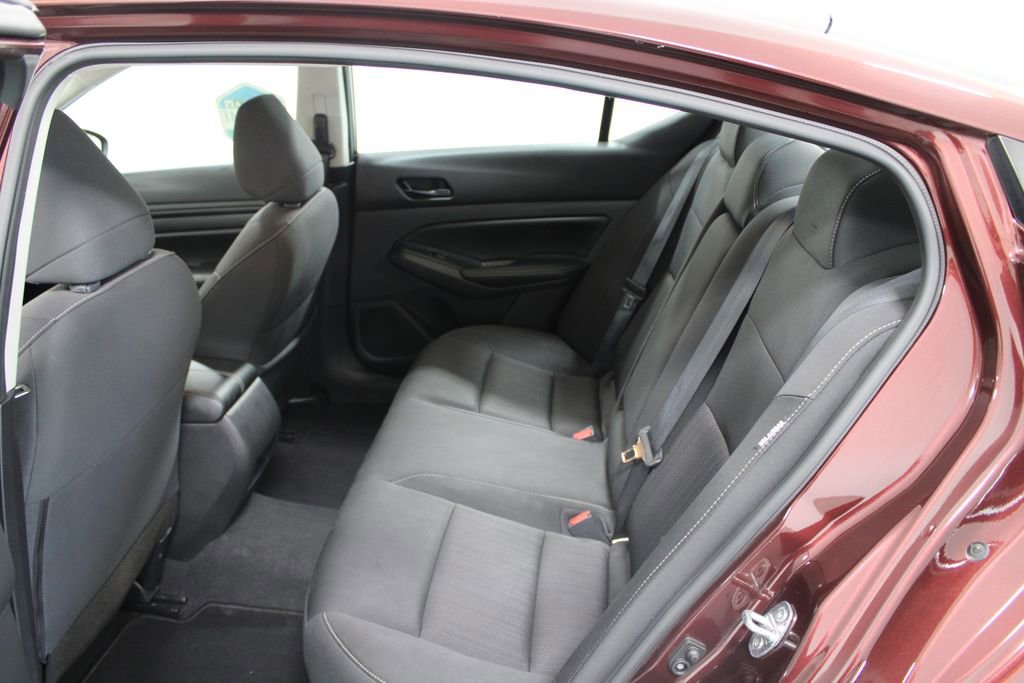 Used 2024 Nissan Altima 2.5 SV image 22