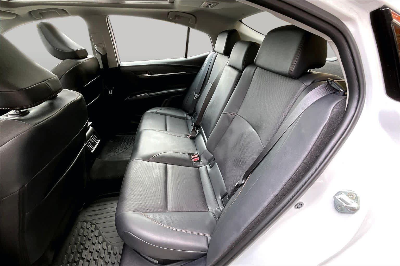 Certified 2025 Toyota Camry XLE w/ Premium Package AWD/4WD image 20