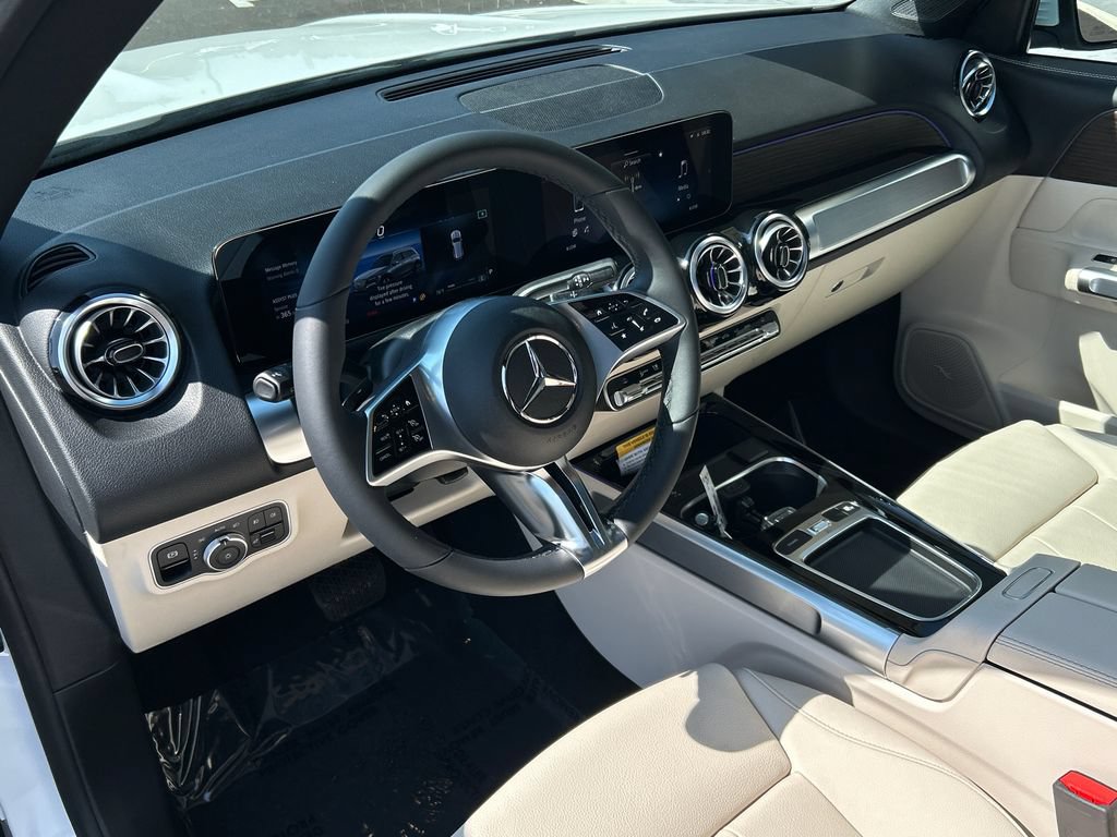 New 2026 Mercedes-Benz GLB 250 4MATIC image 16