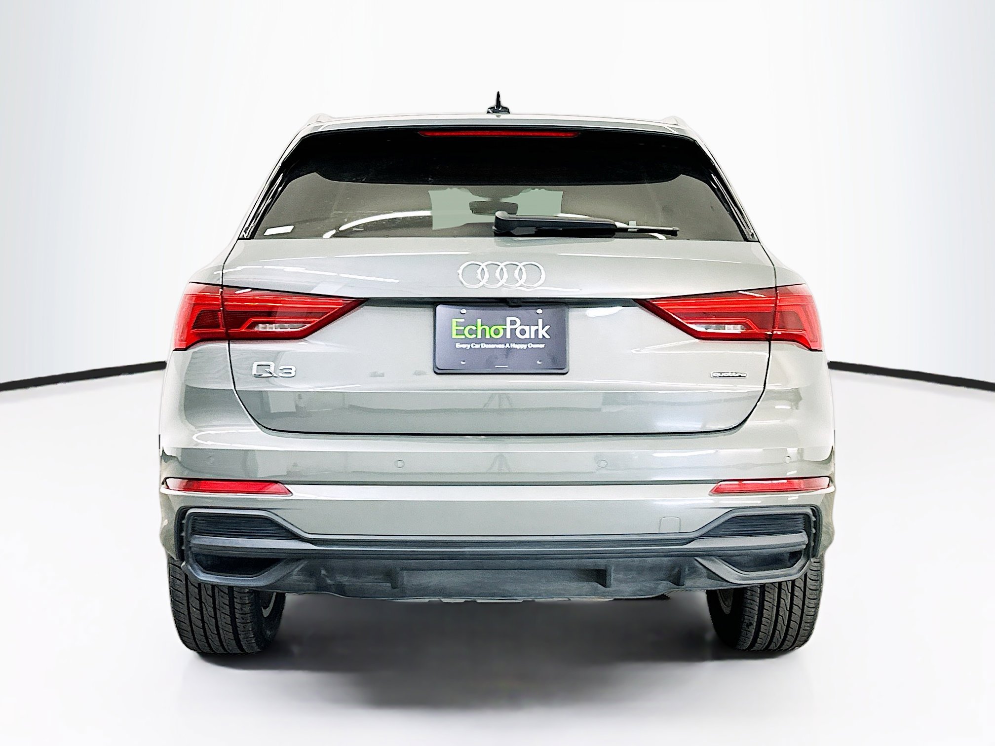 Used 2025 Audi Q3 2.0T Premium AWD/4WD image 7