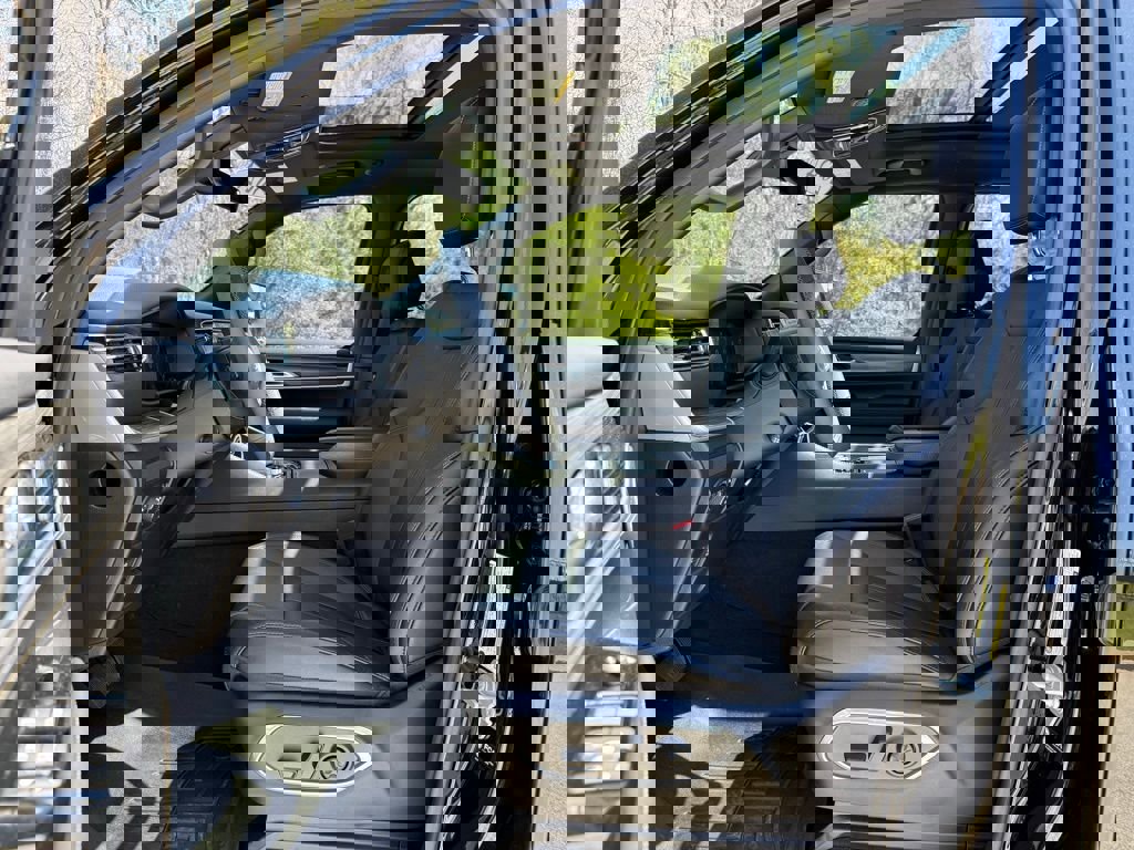 Used 2024 Jeep Wagoneer Series II w/ Convenience Group I image 28