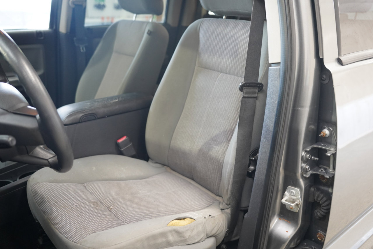 Used 2008 Dodge Dakota SLT image 28