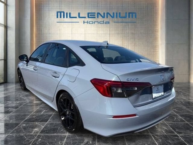 Used 2024 Honda Civic Sport image 3