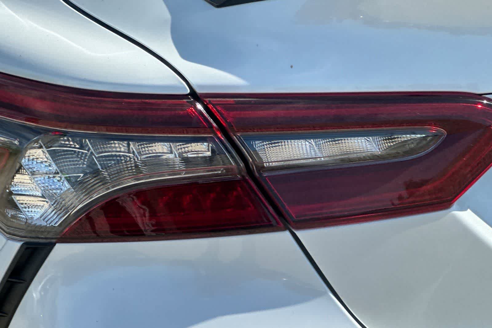 Used 2022 Toyota Camry XSE w/ Navigation Package FWD image 13