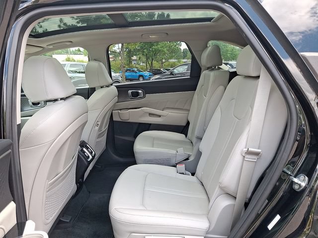 Certified 2023 Kia Sorento SX FWD image 12