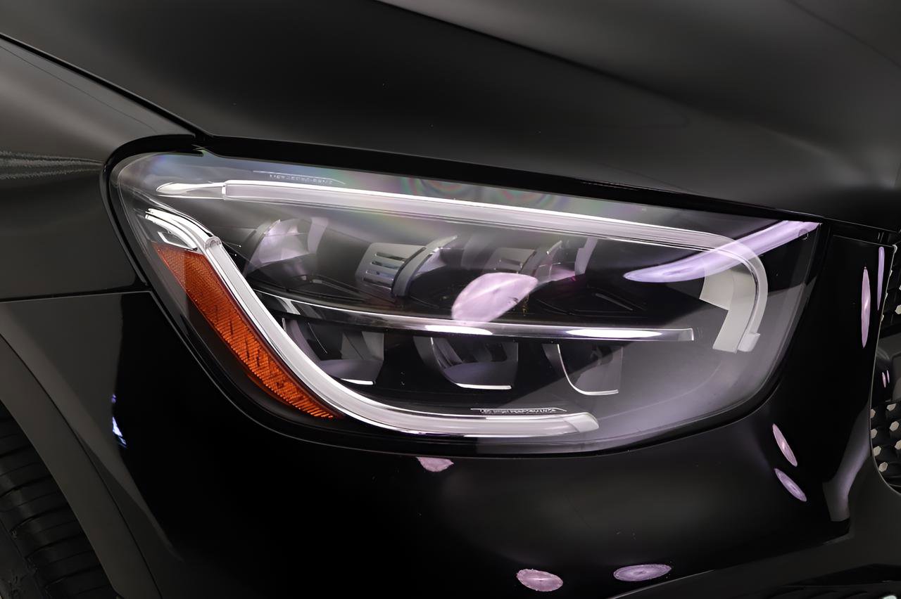 Certified 2022 Mercedes-Benz GLC 300 image 24
