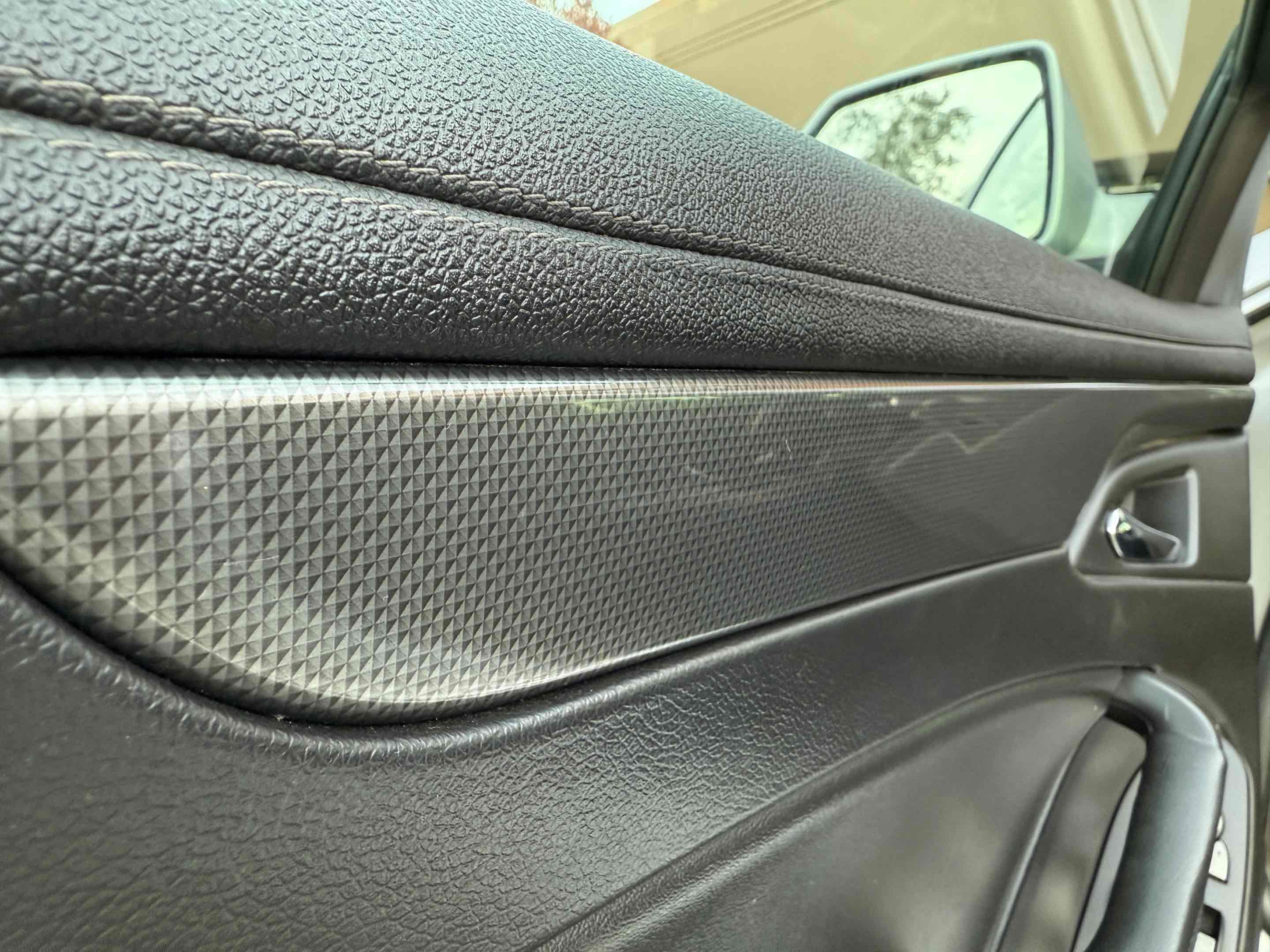 Used 2011 Cadillac CTS AWD Wagon image 38