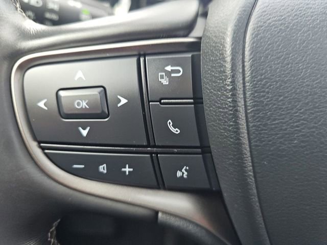 Used 2021 Lexus UX 250h w/ Premium Package image 30