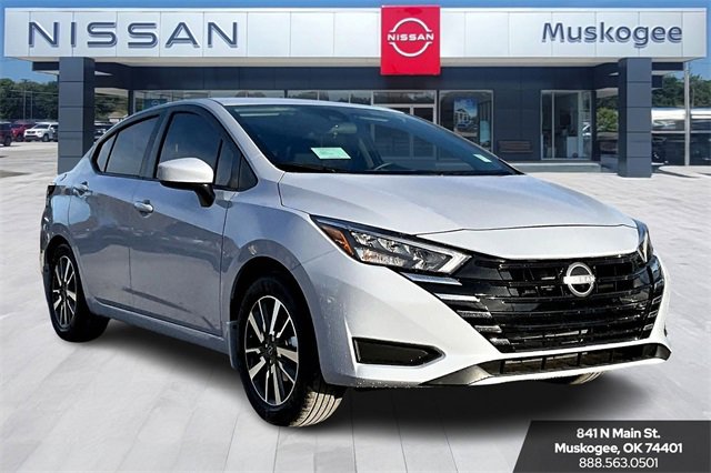 New 2025 Nissan Versa SV