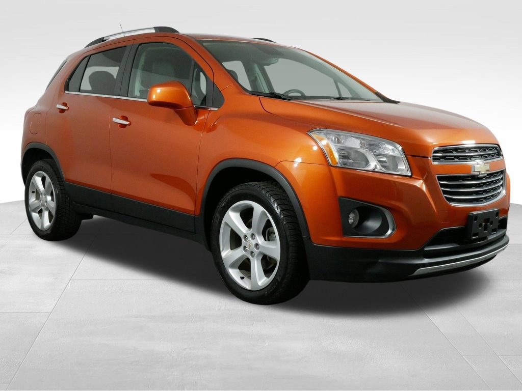 Used 2015 Chevrolet Trax LTZ AWD/4WD image 2