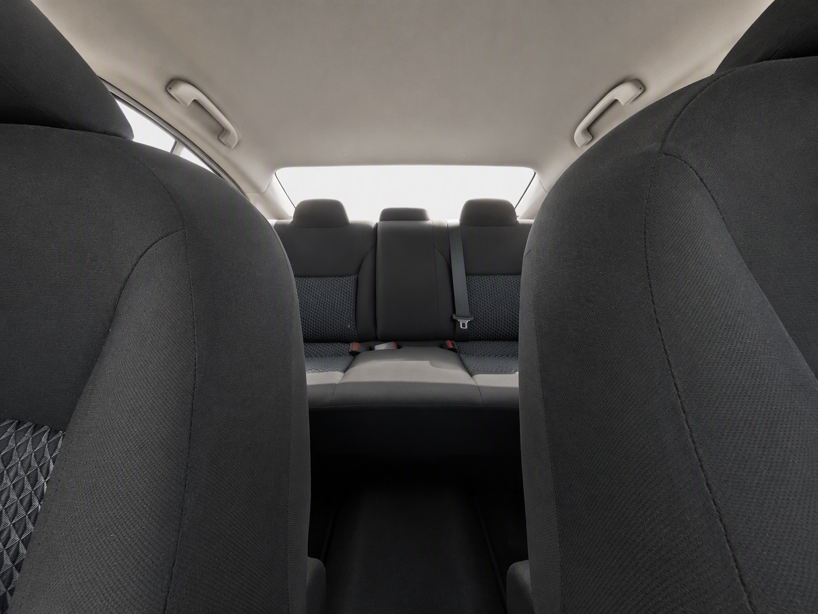 Used 2021 Nissan Versa S FWD image 19