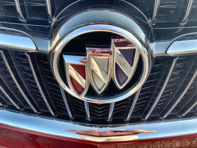 Used 2018 Buick Enclave Essence FWD image 29