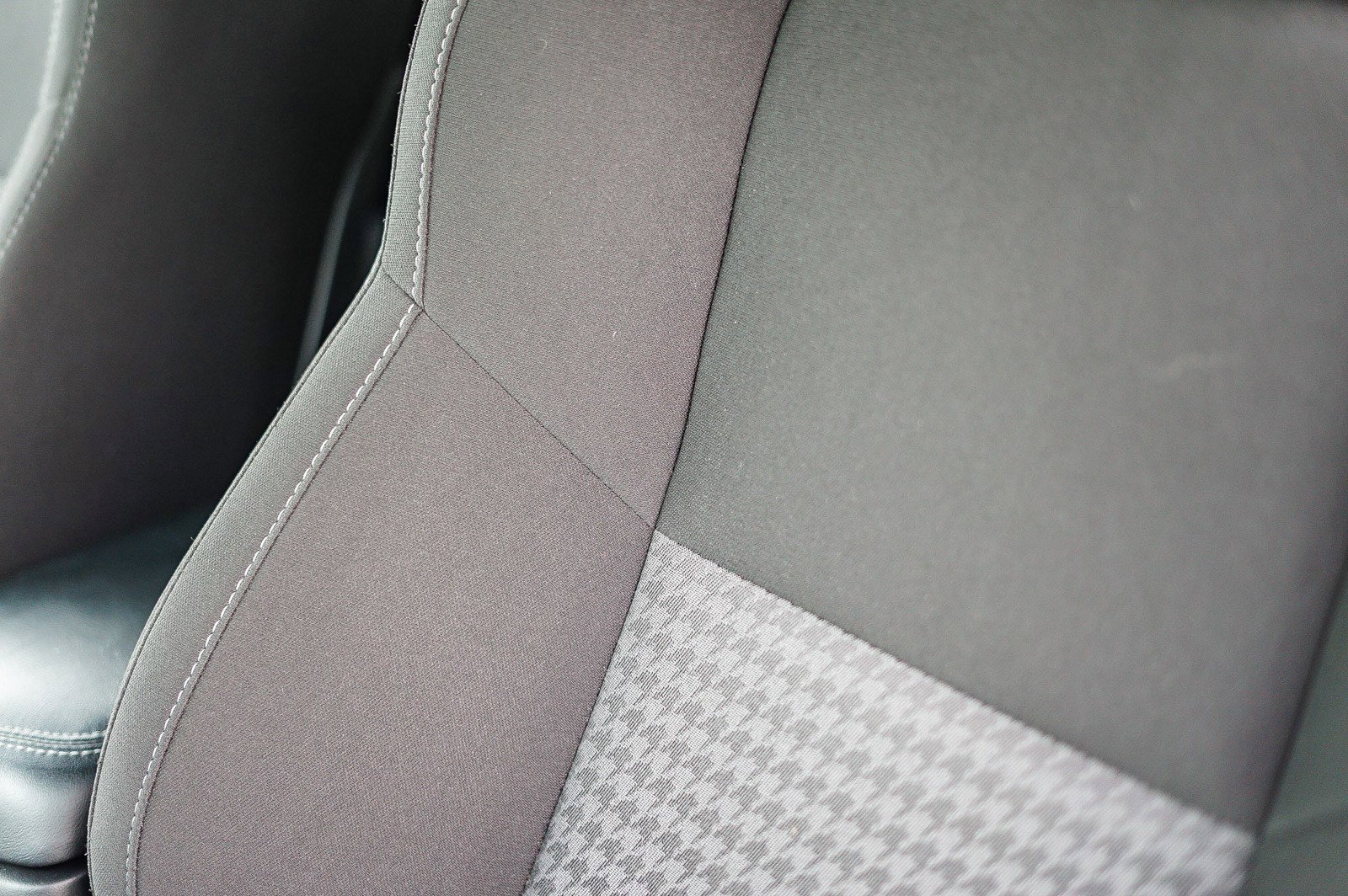 Used 2022 Dodge Challenger GT w/ Blacktop Package image 28