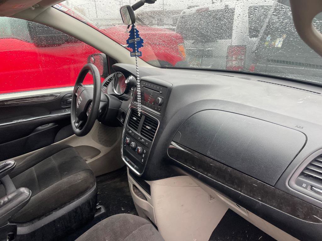 Used 2013 Dodge Grand Caravan American Value Package image 11