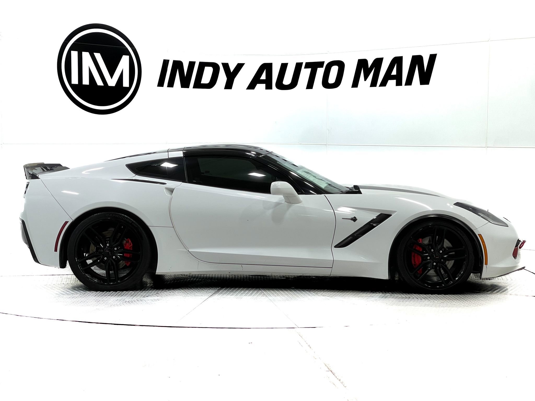 Used 2016 Chevrolet Corvette Stingray Coupe w/ 2LT Preferred Equipment Group image 3