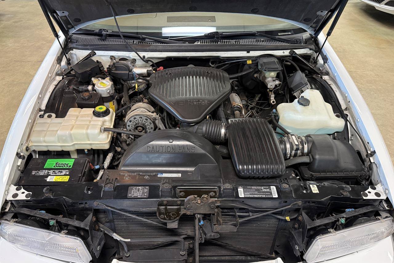 Used 1995 Buick Roadmaster Estate RWD image 56