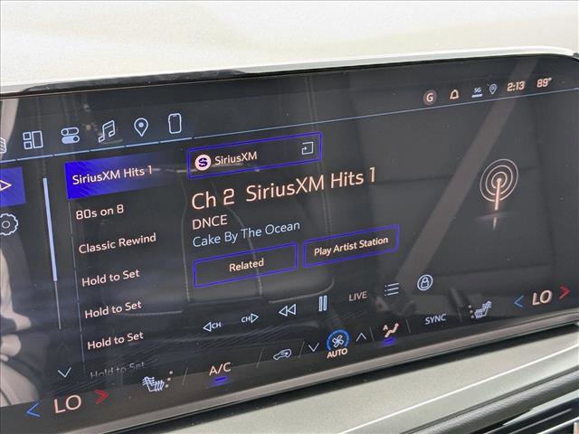 New 2026 Chevrolet Traverse LT image 13