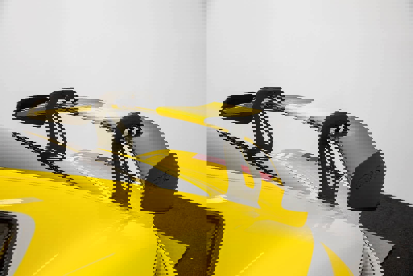 Used 2024 Porsche 718 Cayman GT4 RS image 51