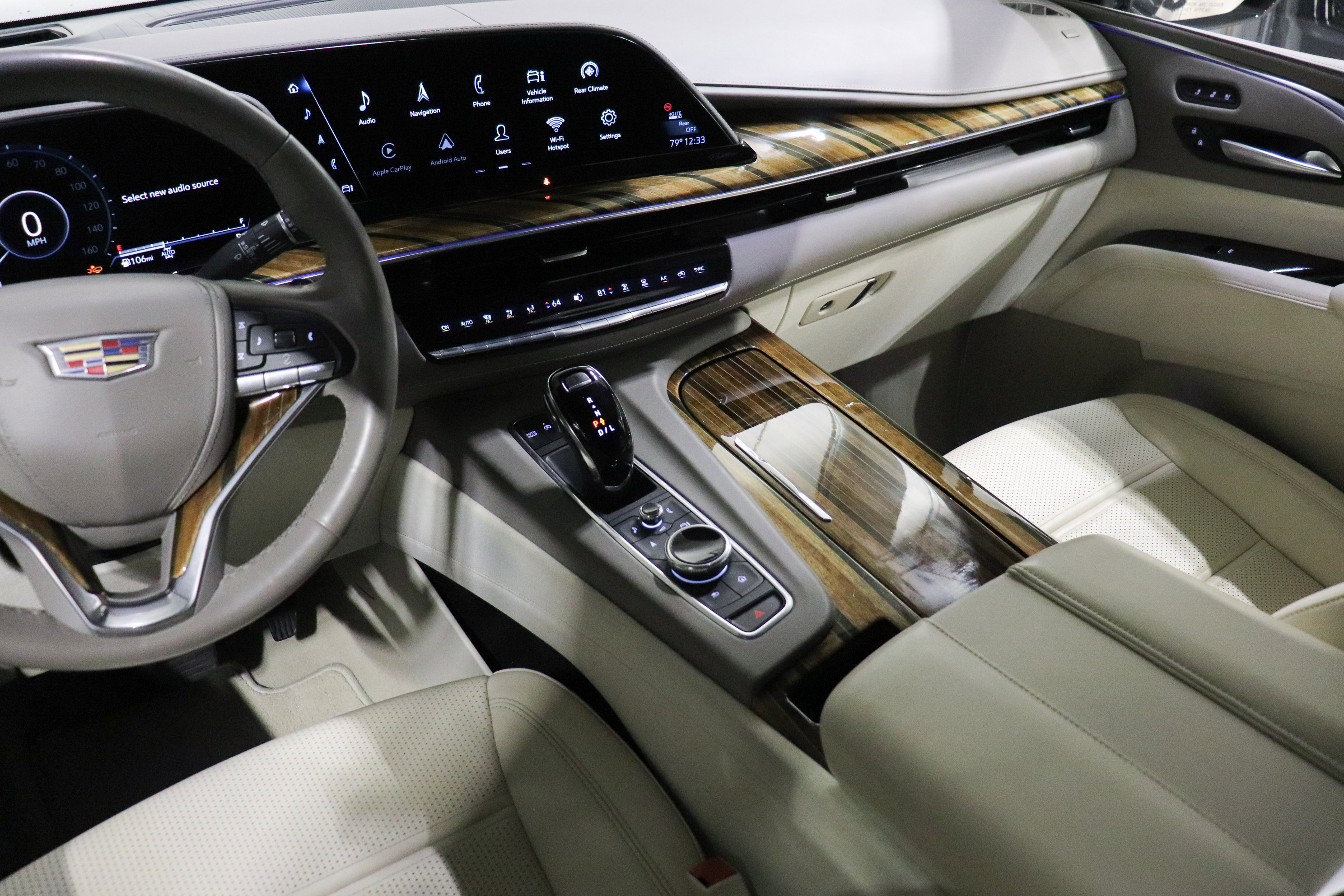 Used 2022 Cadillac Escalade ESV Sport Platinum image 28