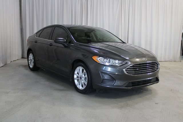 Used 2020 Ford Fusion SE FWD image 24