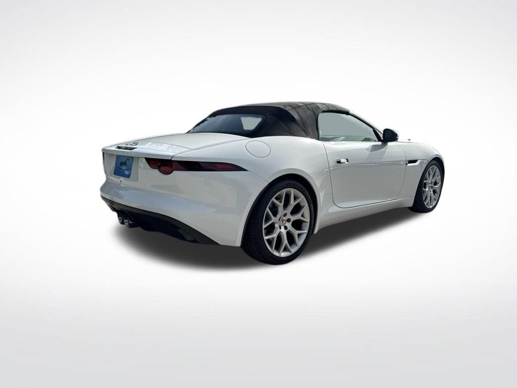Used 2018 Jaguar F-TYPE Convertible RWD image 5