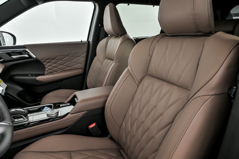 New 2026 Mitsubishi Outlander SEL FWD image 14