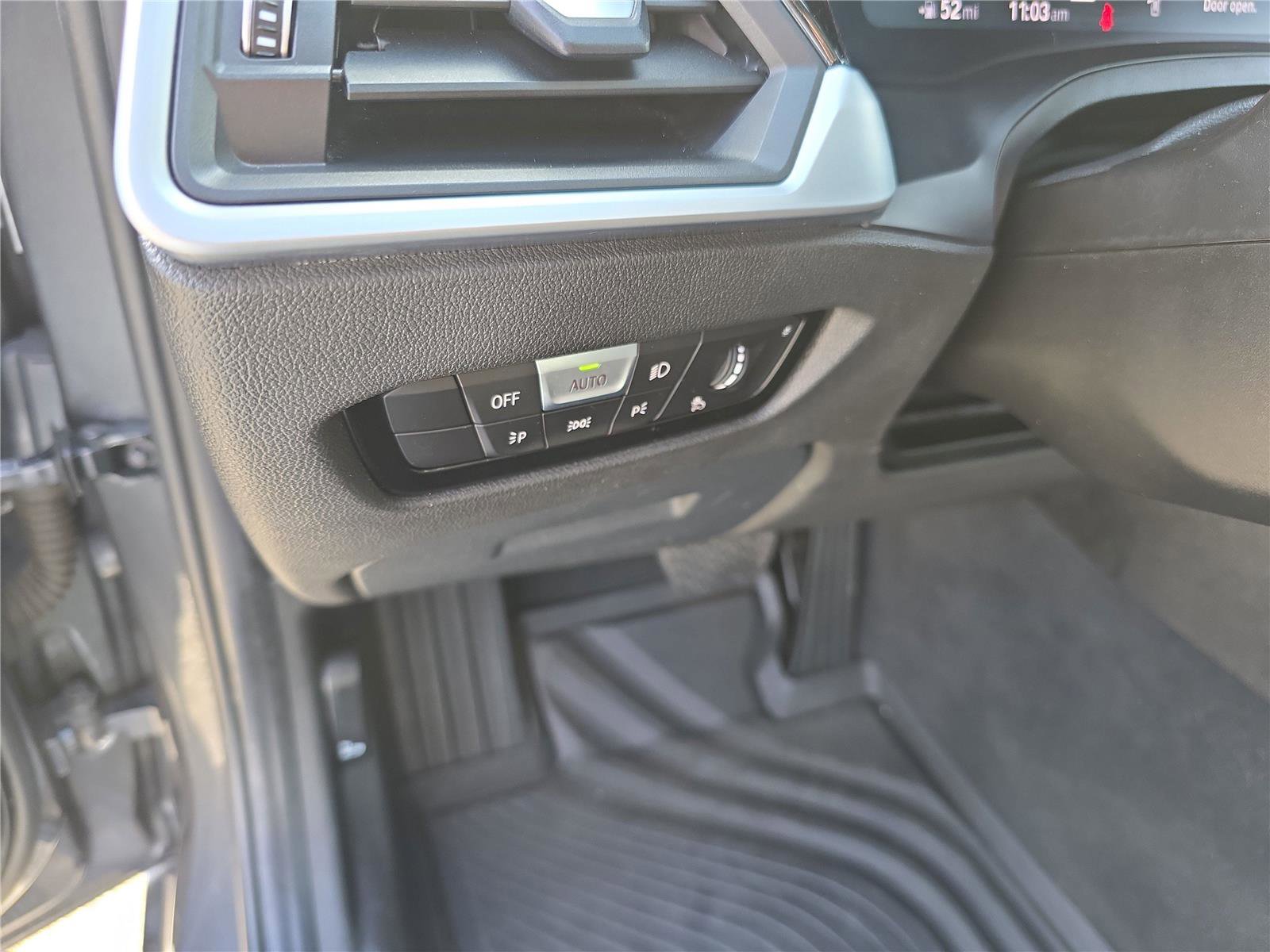 Used 2020 BMW 330i Sedan w/ Convenience Package image 16