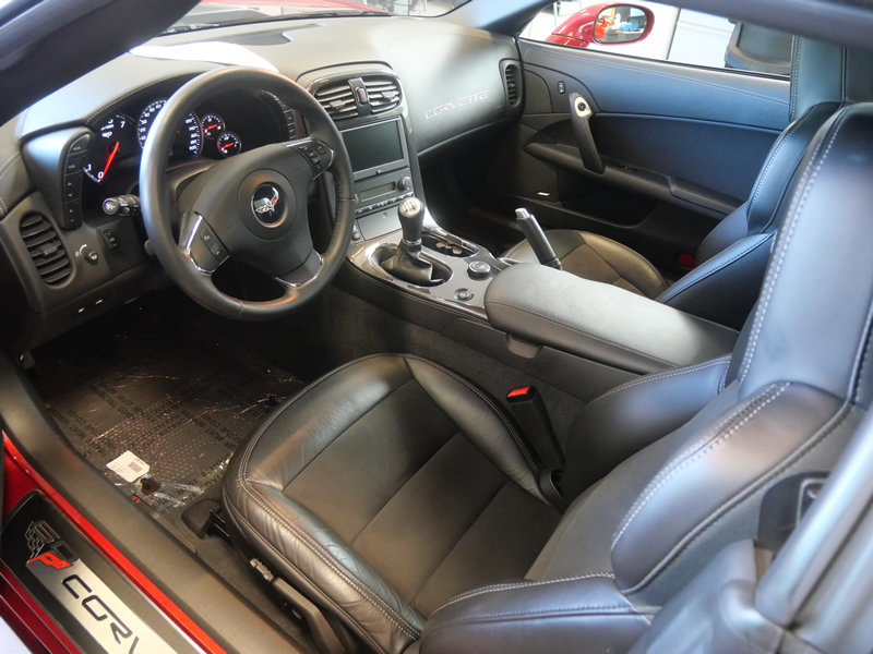 Used 2013 Chevrolet Corvette 427 w/ 1SC Preferred Equipment Group RWD image 10