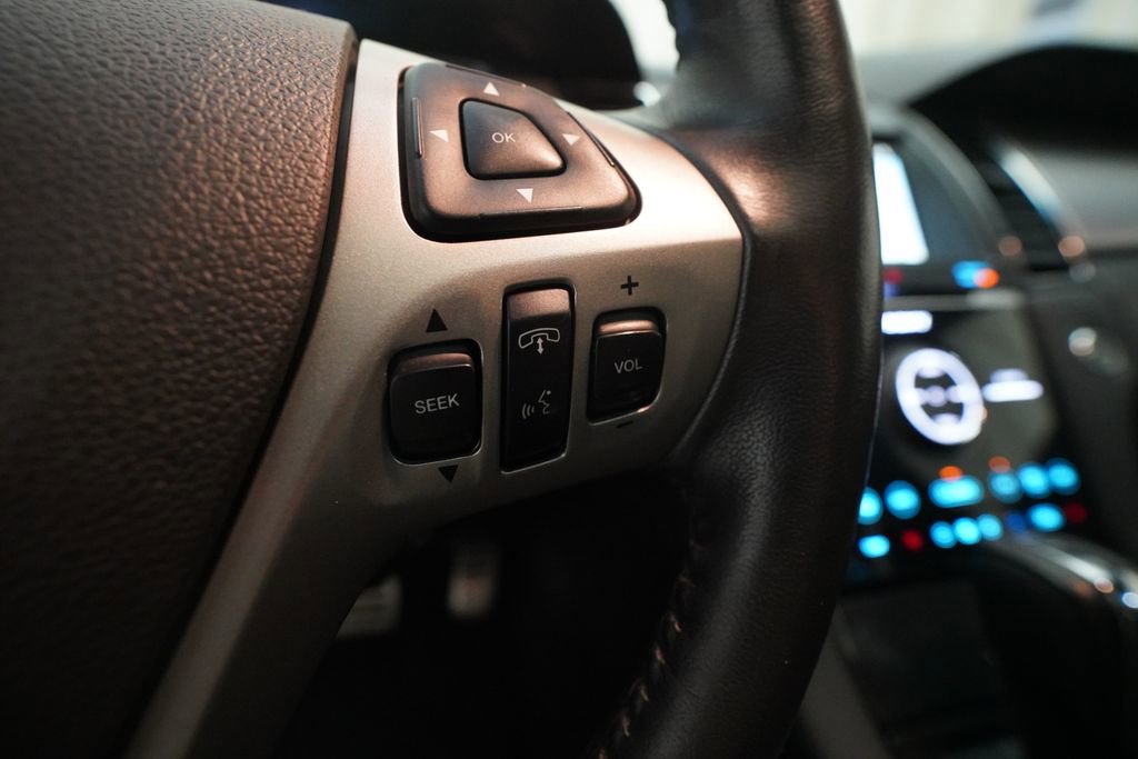 Used 2017 Ford Taurus SHO AWD/4WD image 20
