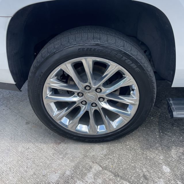 Used 2020 Cadillac Escalade Platinum image 9